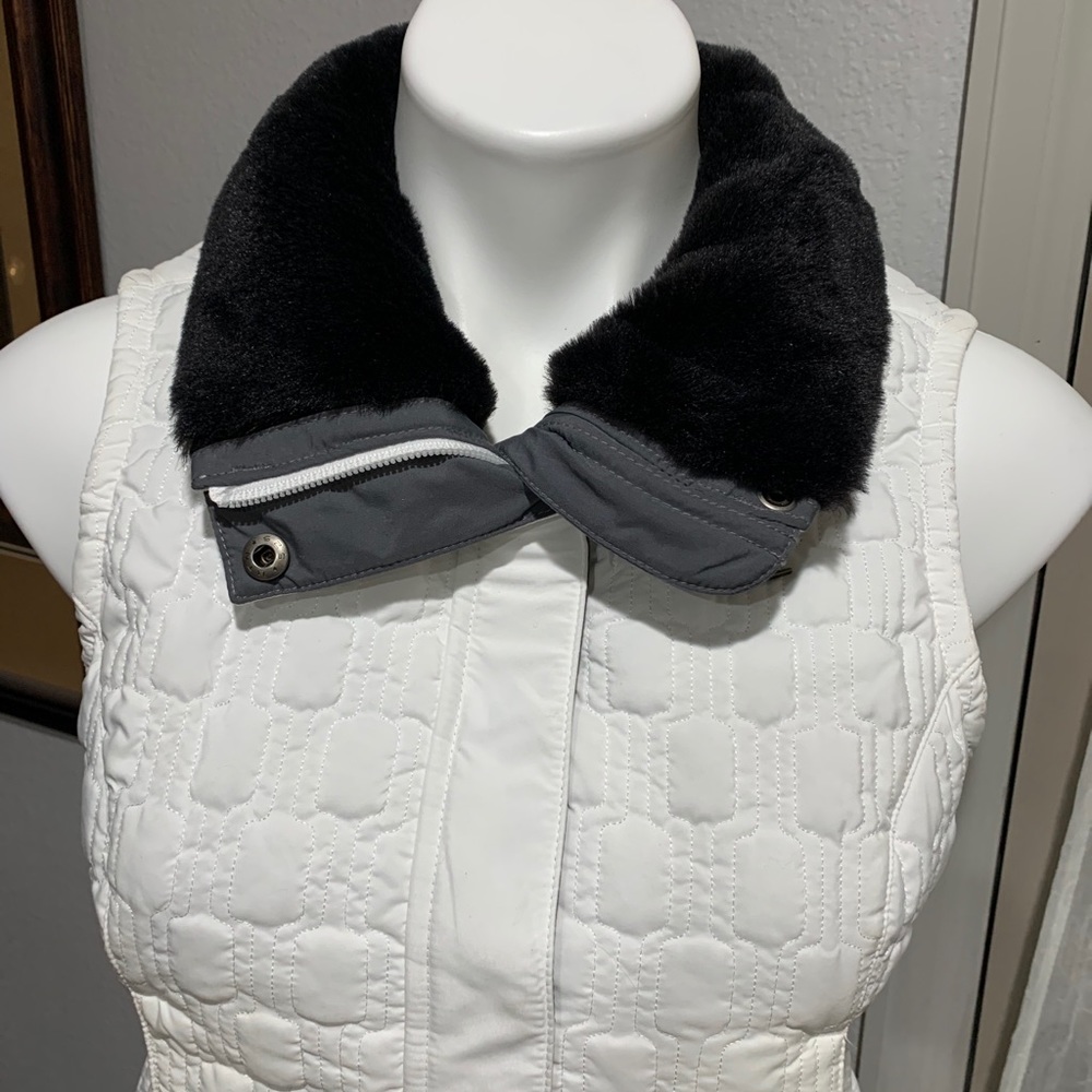 Nike White Quilted Vest with fur collar
